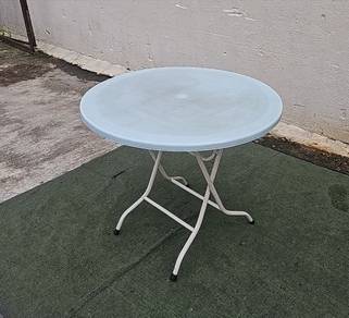 YD67L Meja Plastik Bulat 3' Round Foldable Table