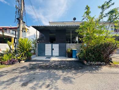 2-storey Terraced House For Sale in Banting,SGR