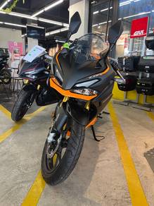 Honda CBR150R