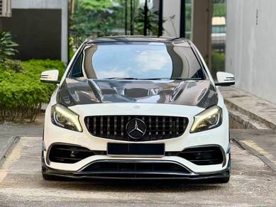 Mercedes Benz A250 250 SPORTS (CBU) in Desa Petaling, KUL