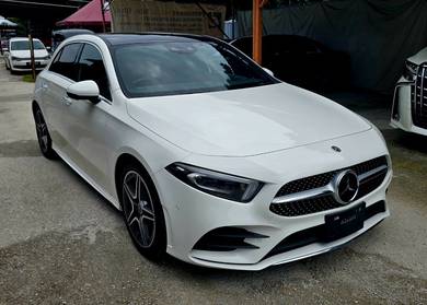 Mercedes Benz A180 180 AMG LINE (CBU) in Gombak, SGR