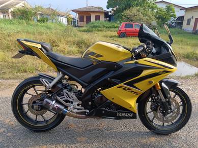 Yamaha R15