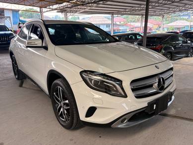 Mercedes Benz GLA200 200 (CBU) in Kajang, SGR