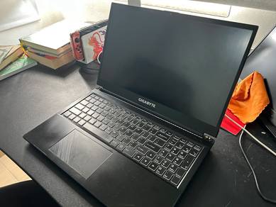 Gigabyte G5 GE (RC55) Gaming Laptop