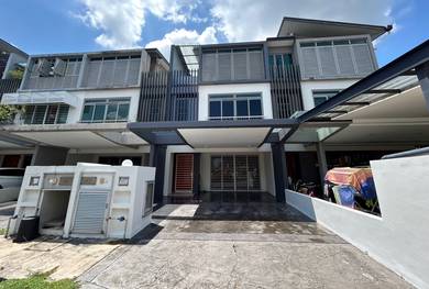 3-storey Terraced House For Sale in Puchong,KUL