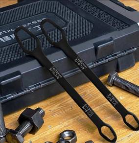 Double head spanner