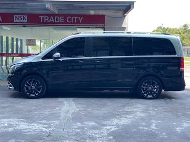 Mercedes Benz V220 220 D AVANTGARDE in USJ Heights, SGR