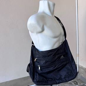 Adidas Essentials shoulder bag