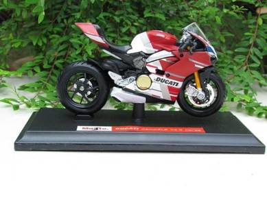 Maisto 1-18 Diecast Ducati Panigale V4 S Corse