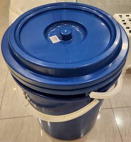 Heavy Duty 30 Liter Large Water Pail with Lid