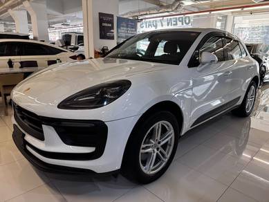 2022 Porsche Macan 