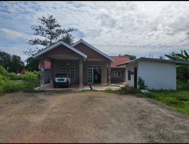 Bungalow House For Sale in Pendang,KDH