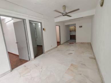 Apartment For Sale in Kota Laksamana Utama Apartment