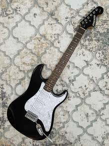 new fender starcaster electric guitar
