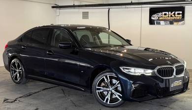 BMW 330Li 30Li M SPORT in Seri Kembangan, SGR