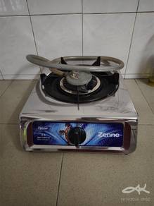Gas stove