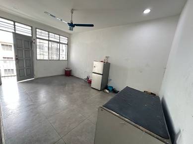 Flat For Sale in Taman Desa Damai