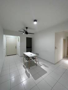 Condominium For Rent in I-Santorini