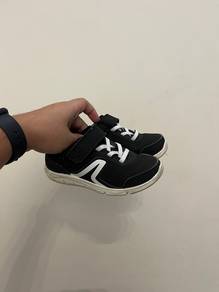 Kid’s Sport Shoes (Kasut sukan budak)