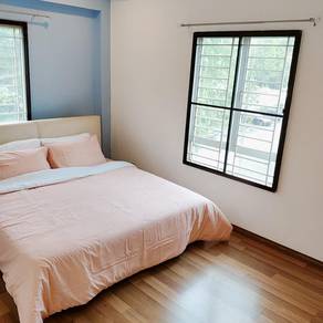 Room in Klang, SGR