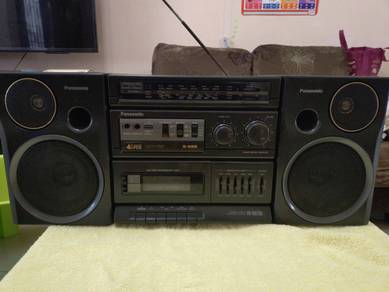 Panasonic RX-CS780 Boombox Cassette Radio Componen