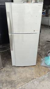 peti ais dua pintu 175liter 