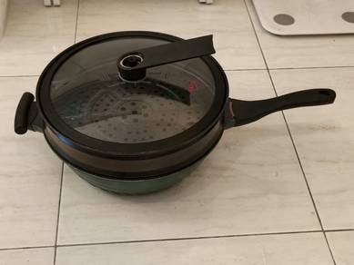 Non-stick Wok with Steamer Tray and Glass Lid

