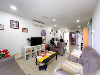 Condominium For Sale in Suasana Lumayan