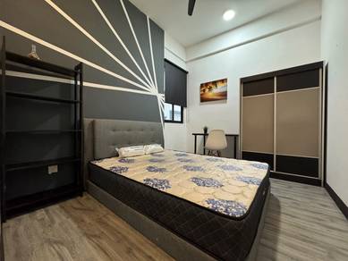 Room in Old Klang Road, KUL
