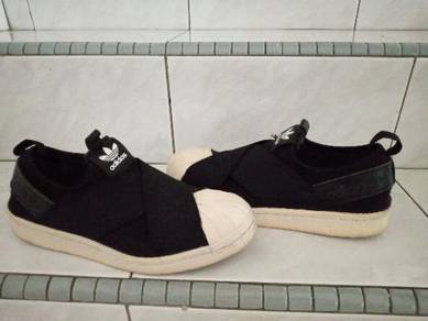Adidas Superstar Slipe-on Shoes