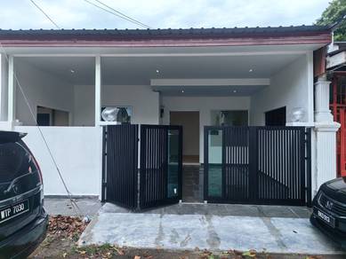 1-storey Terraced House For Sale in Ujong Pasir,MLK