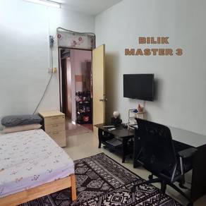 Apartment For Rent in Mentari Court