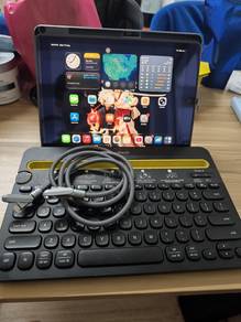 iPad 9th Generation
- 64GB Storage
- Wi-Fi Model
