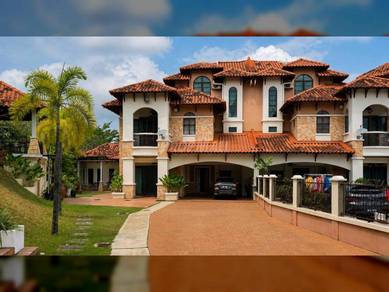 Semi-Detached House For Sale in Shah Alam,SGR