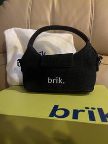 Petite Chroma in Black Denim