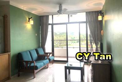 Condominium For Rent in Pearl Garden