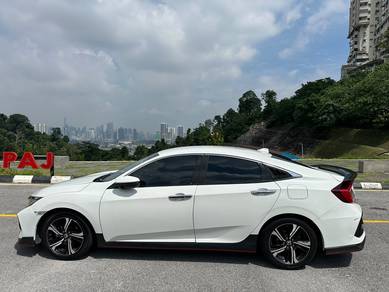 Honda Civic HATCHBACK HONDA SENSING in Ampang, SGR