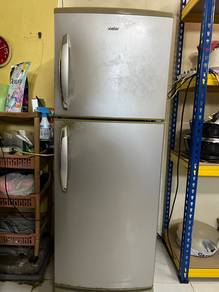 Peti Ais 2 pintu