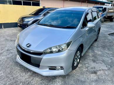 Toyota Wish S in Kuching, SWK