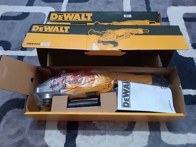 Dewalt DWE493 7" Angle Grinder (New)