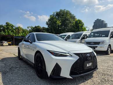 Lexus IS 300 F-SPORT in Klang, SGR