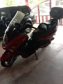 Sym VTS 200