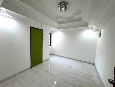 Apartment For Sale in Taman Bukit Teratai