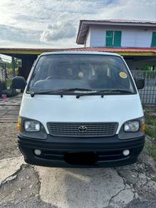 Toyota Hiace in Kanowit, SWK