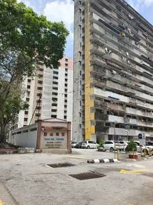 Apartment For Sale in Taman Wayton