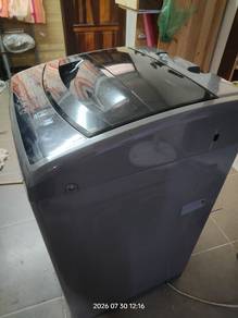 Top loading washing machine