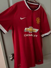 Home jersey (signed by Michael Carrick)