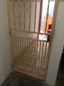 Apartment For Sale in Pesara Nipah