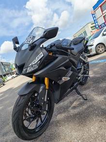 Yamaha R15