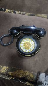 Antique Aesthetic Phone to Own